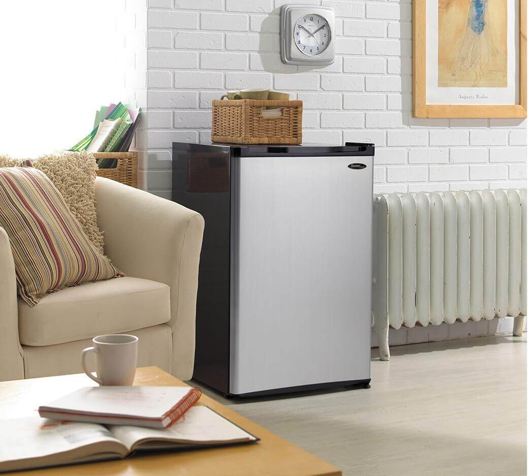 5 Best Mini Fridges Nov. 2018 BestReviews