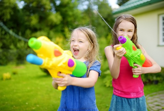 Water fight! Have a blast in the backyard with these water guns