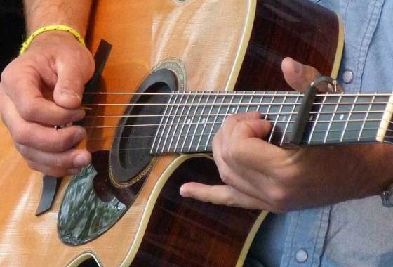 Best Acoustic Guitar Strings