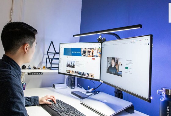 Best USB-C docking station for dual monitors