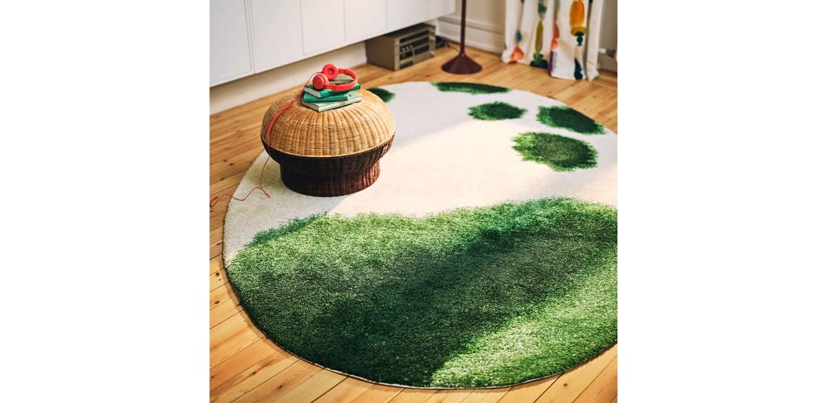IKEA Rug, low pile, oval-green off-white