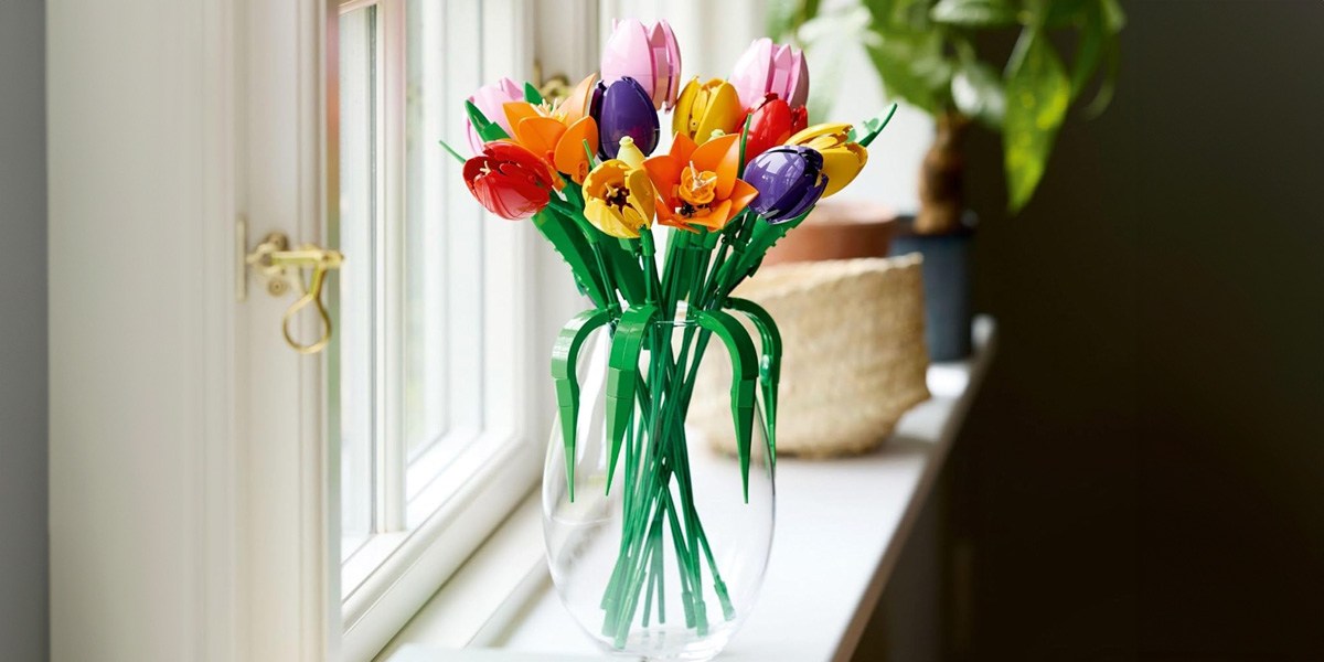 LEGO Botanicals Tulip Bouquet Building Set