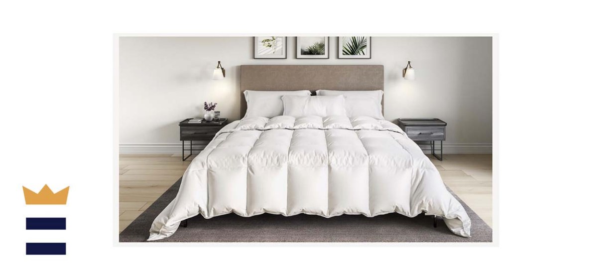 Saatva All-Year Down Alternative Comforter