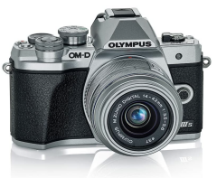 Olympus OM-D E-M10 Mark IIIs with Silver M.Zuiko Digital 14-42mm F3.5-5.6 IIR Lens